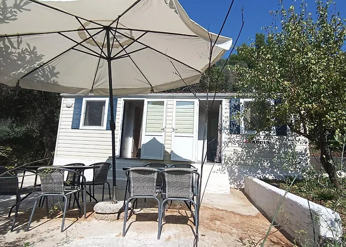 Hillbilly Cabin, 2 In Nature With Terrace And Parking *