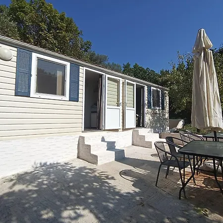 Hillbilly Cabin, 2 In Nature With Terrace And Parking * مدينة سكياثوس