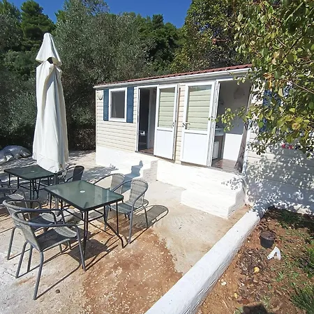 بيت للعطل Hillbilly Cabin, 2 In Nature With Terrace And Parking مدينة سكياثوس